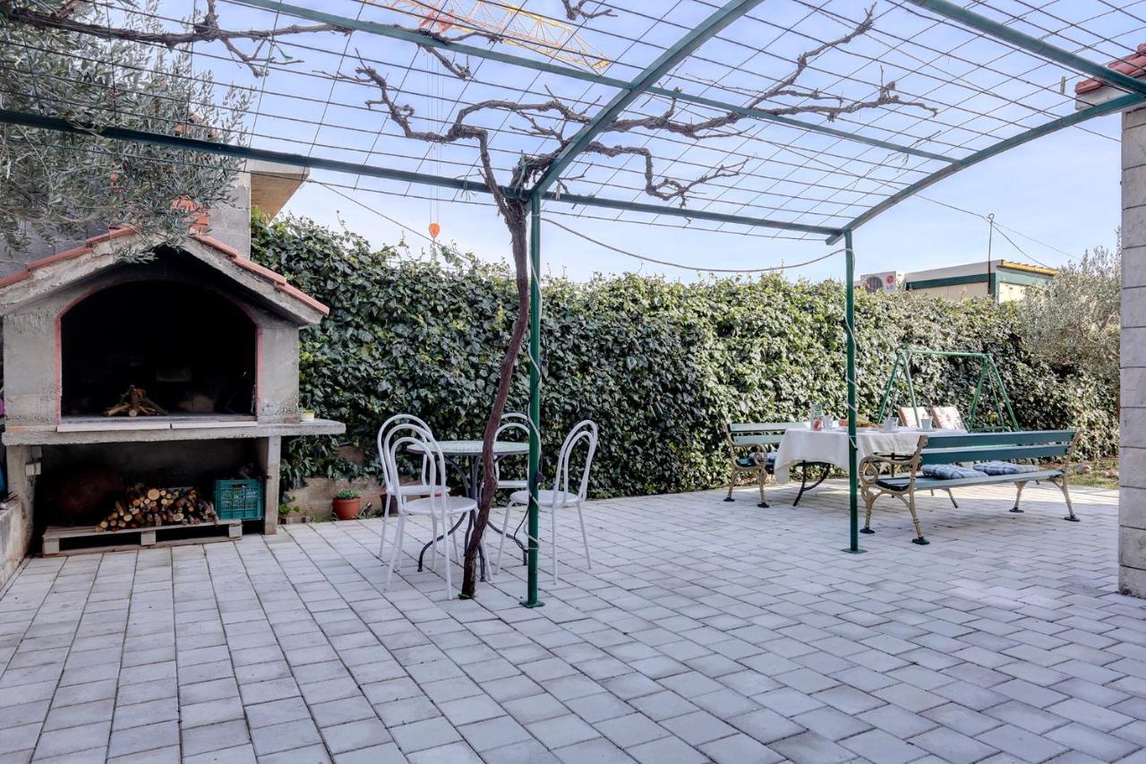 Adorable Apartment Ena Kaštela エクステリア 写真